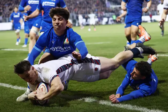 Angus Hall of England scores a try during the U20 Six Nations 2025 match between England and Italy