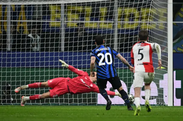 Hakan Calhanoglu of Internazionale scores goal.