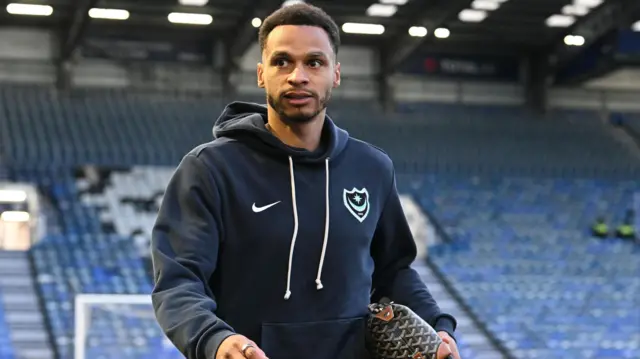 Josh Murphy arrives at Fratton Park