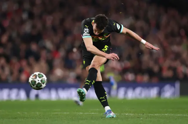 Ivan Perisic of PSV Eindhoven scores his team's first goal.