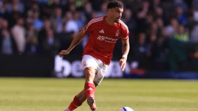 Morgan Gibbs-White in action for Nottingham Forest