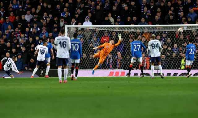: Sebastian Szymanski (L) of Fenerbahce SK scores his team's first goal