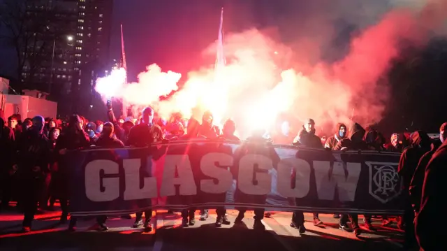 Rangers fans march to Ibrox