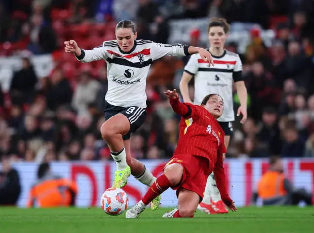 Manchester United's Grace Clinton in action.