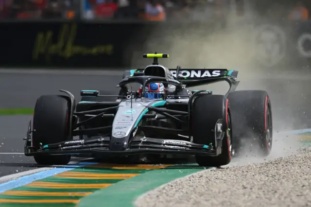 Andrea Kimi Antonelli goes slightly off line and throws up some dust in Australian Grand Prix third practice