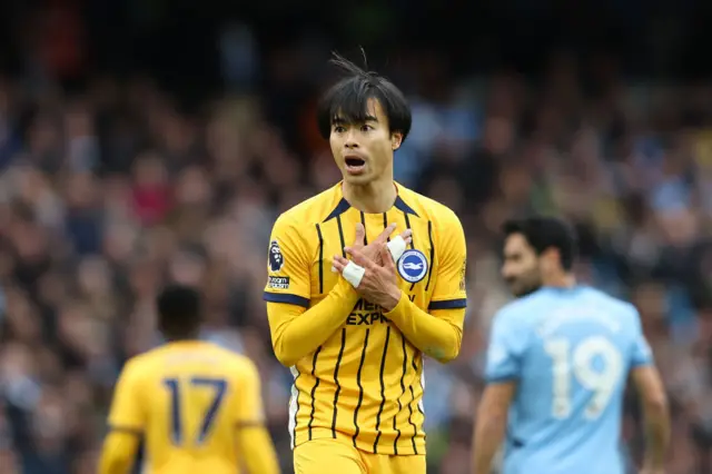 Kaoru Mitoma of Brighton & Hove Albion reacts