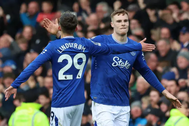 Jake O'Brien (R) celebrates