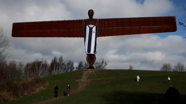 Angel of the North wearing a Newcastle shirt