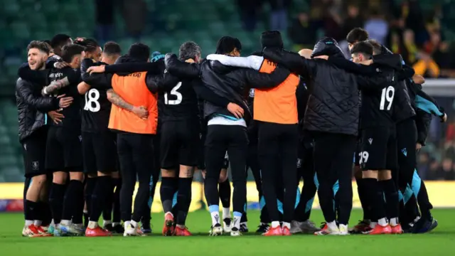 Sheffield Wednesday in huddle