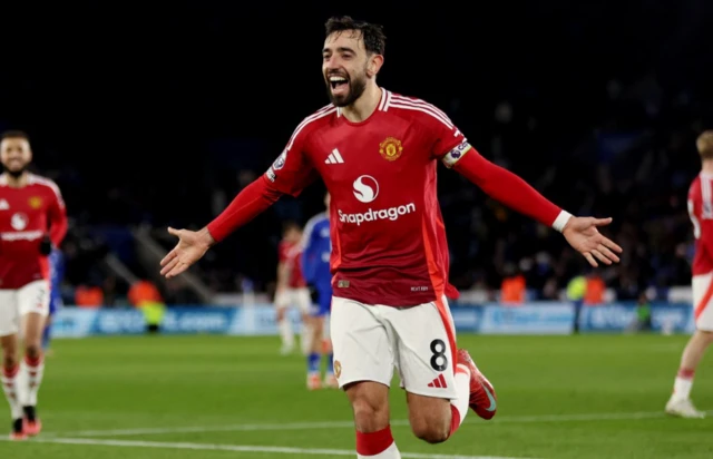 Manchester United's Bruno Fernandes celebrates