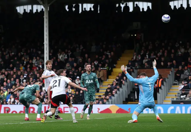 Dominic Solanke of Tottenham Hotspur misses a chance