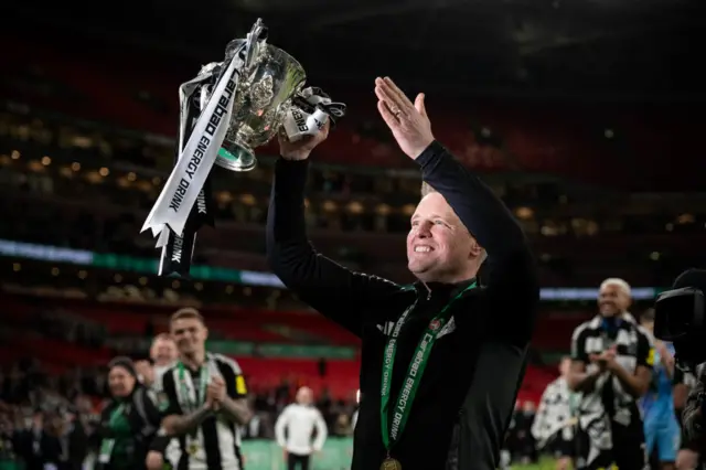 Eddie Howe with the Carabao Cup