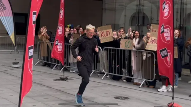 Jamie Laing takes the first steps of his Ultra Marathon Man challenge