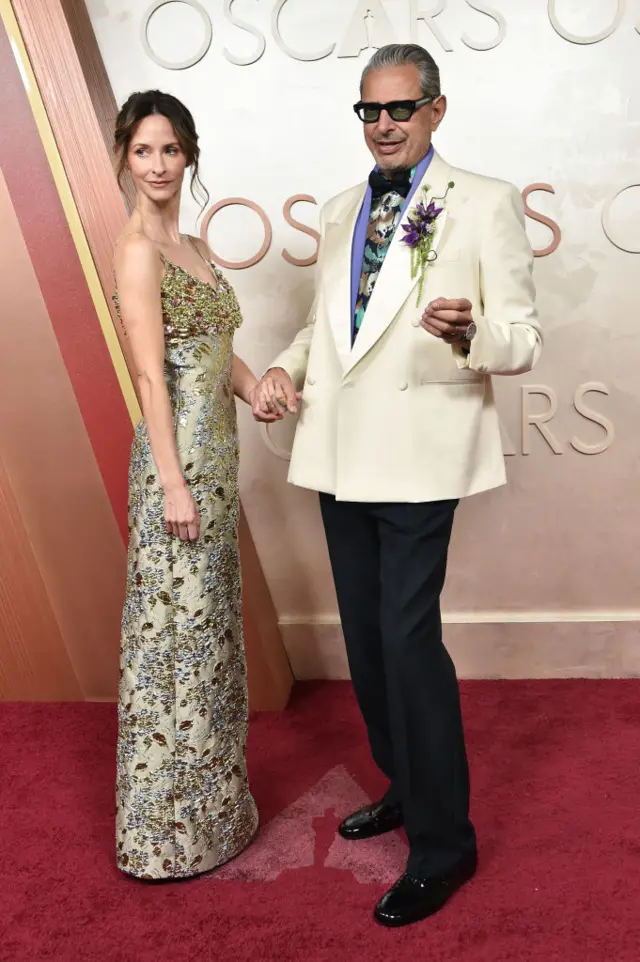 Emilie Livingston, Jeff Goldblum at the 97th Oscars held at the Dolby Theatre