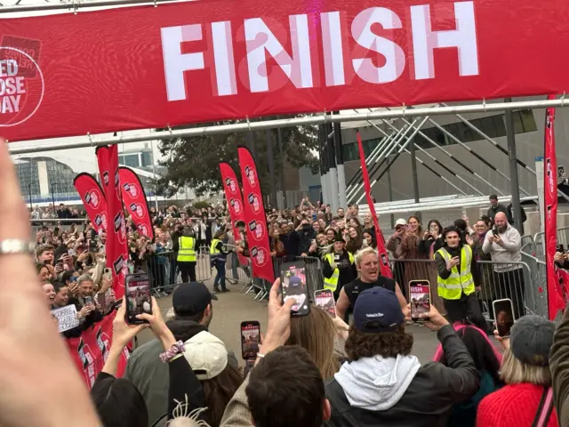 Jamie Laing finishes marathon