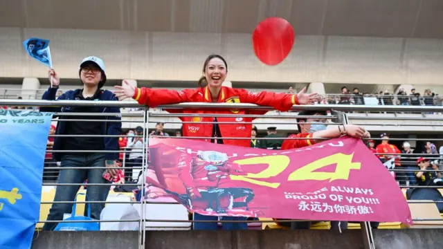 Zhou Guanyu fan in Shanghai