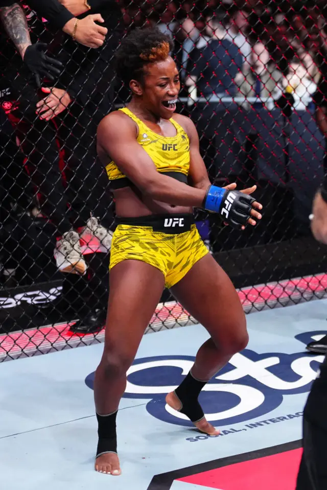 Alexia Thainara dances in the octagon