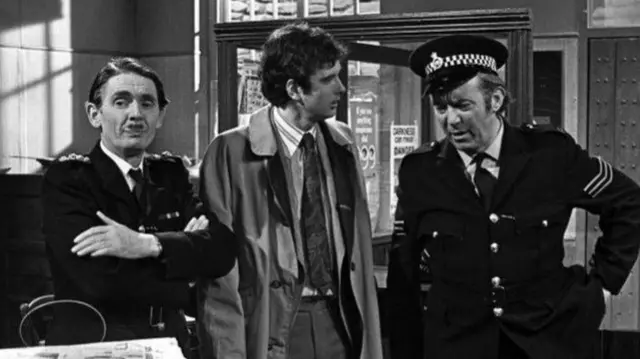 Islwyn Morris, Geraint Jarman a Stewart Jones yn y gyfres gomedi Glas y Dorlan