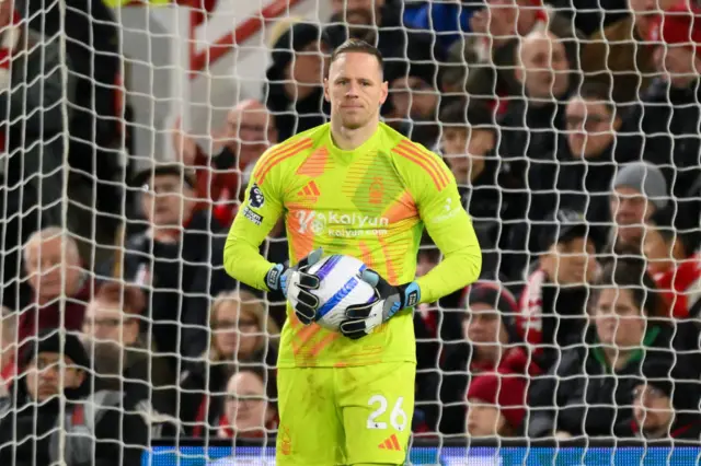 Nottingham Forest keeper Matz Sels holds the ball