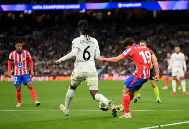 Julian Alvarez shooting at the Bernabeu