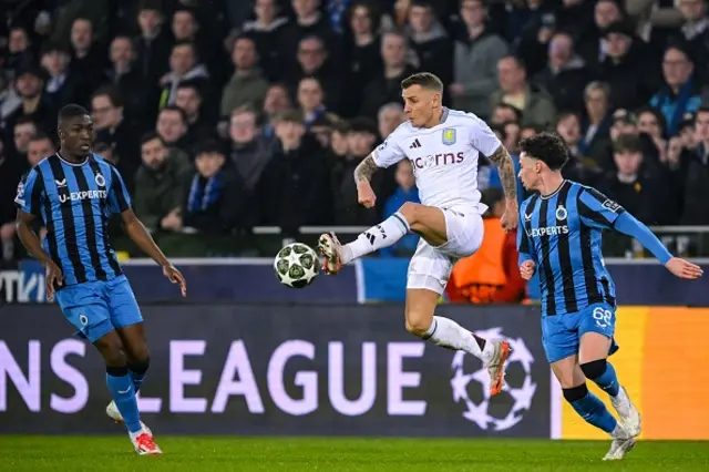 Lucas Digne controls the ball