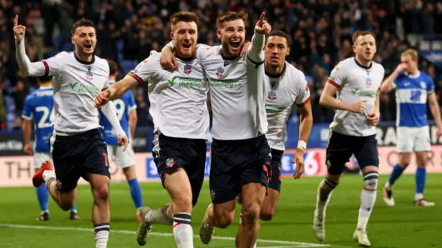 Bolton celebrate v Birmingham