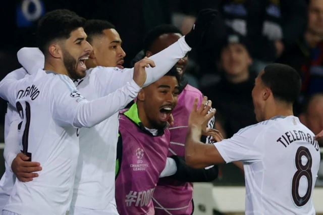 Aston Villa's Ian Maatsen, Aston Villa's Marco Asensio, Aston Villa's Youri Tielemans and Aston Villa's Jacob Ramsey celebrate