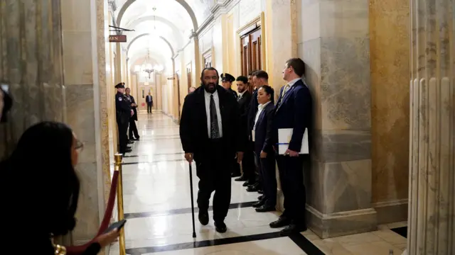 Al Green walking on Capitol Hill