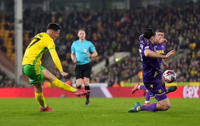Norwich City's Ante Crnac shoots at goal