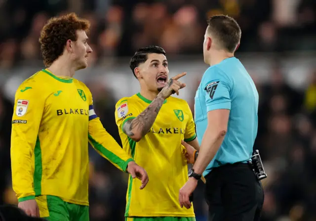 Norwich complain to the referee