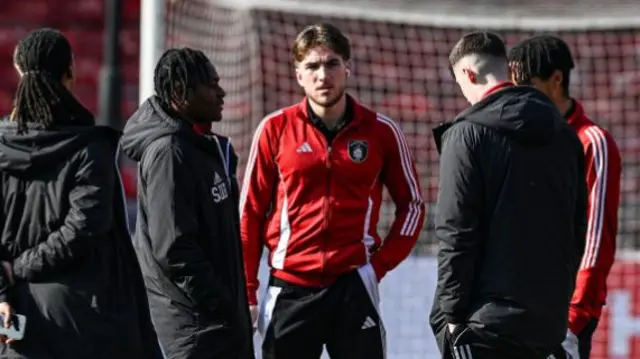 Seb Drozd (centre) at Pittodrie