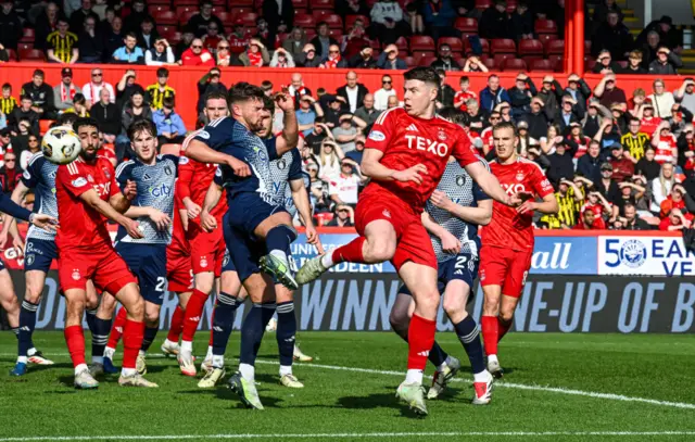 Aberdeen's Kevin Nisbet scores