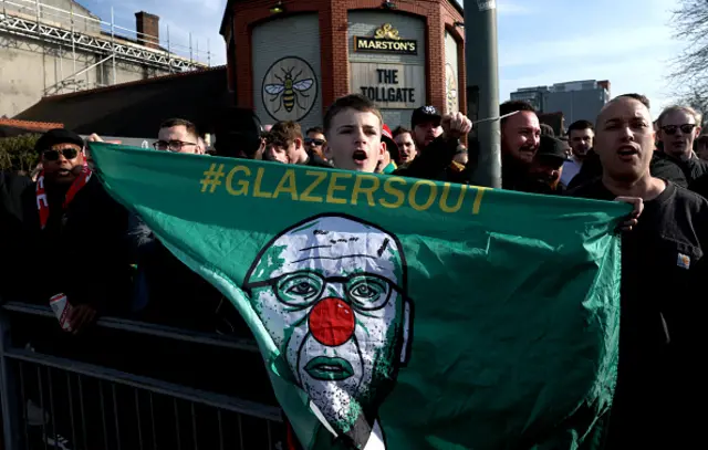 Manchester United fans protest