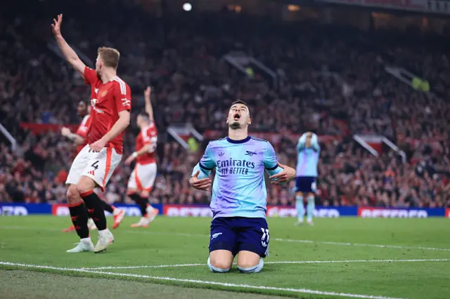 Gabriel Martinelli of Arsenal looks dejected