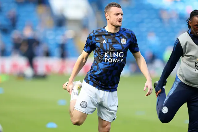 Jamie Vardy of Leicester City warms up