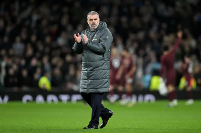 Ange Postecoglou clapping