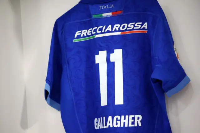 Gallagher's shirt