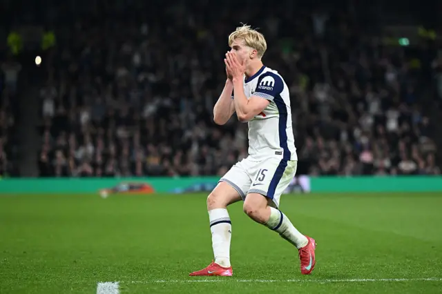 Lucas Bergvall of Tottenham Hotspur reacts