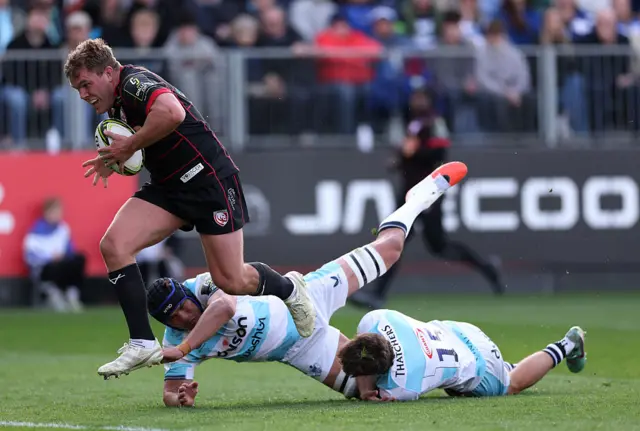 Jack Singleton of Gloucester Rugby scores his team's second try