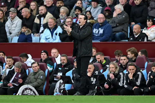 Unai Emery, Manager of Aston Villa, reacts