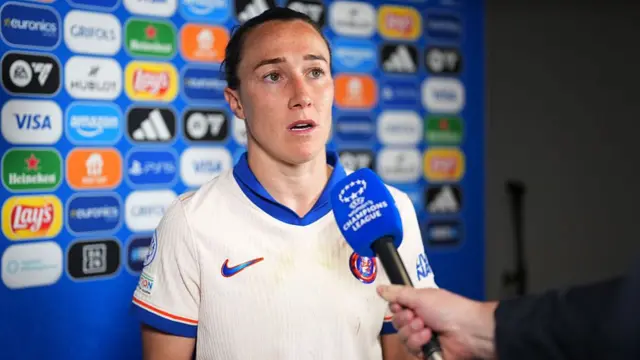 Lucy Bronze
