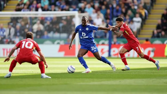 Boubakary Soumare of Leicester City holds off Luis Diaz of Liverpool