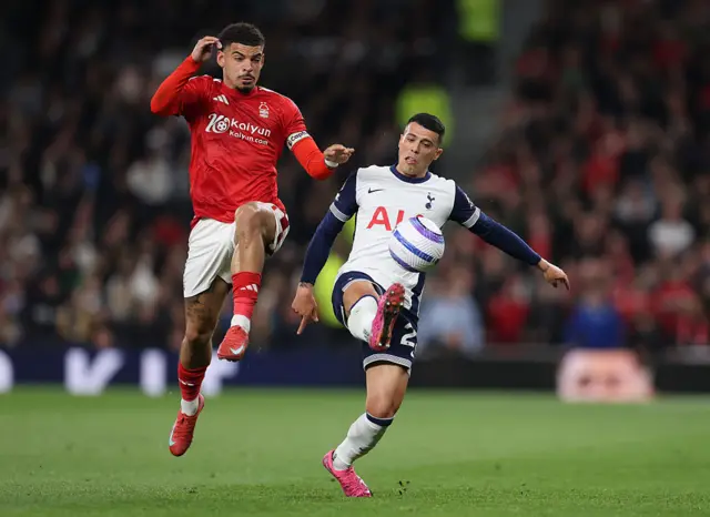 Gibbs-White and Porro duel for the ball