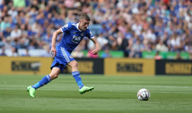 Vardy gets a shot off for Leicester.