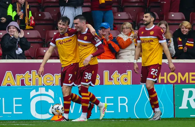 Motherwell are coasting at 3-1 up