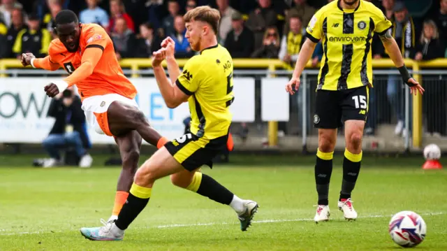 Notts County v Harrogate