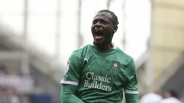 Mustapha Bundu celebrates his goal