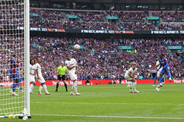 Eberechi Eze of Crystal Palace scores