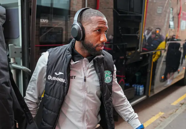 Junior Hoilett arrives at Pittodrie