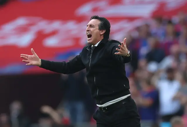 Unai Emery, Manager of Aston Villa, reacts